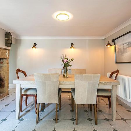 The Belle - A Lovingly Converted Grade II Listed Home From Home In 베이크웰 외부 사진