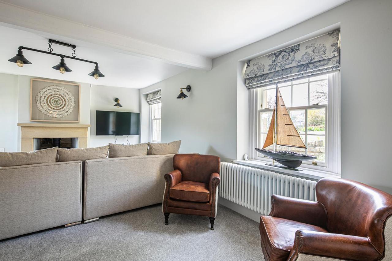 The Belle - A Lovingly Converted Grade II Listed Home From Home In 베이크웰 외부 사진