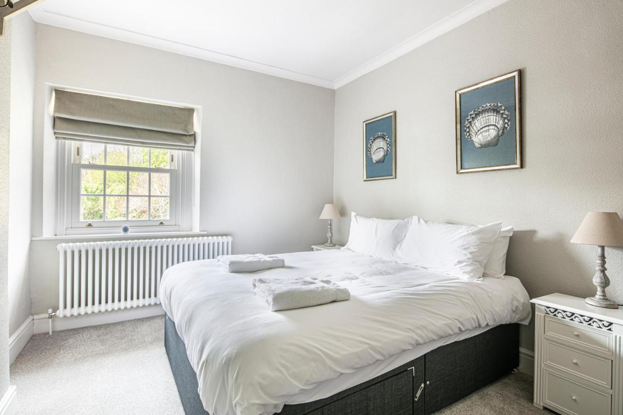 The Belle - A Lovingly Converted Grade II Listed Home From Home In 베이크웰 외부 사진